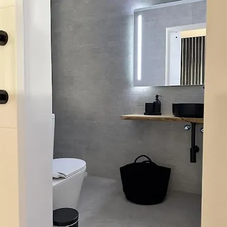 Ybh 1 アパート *