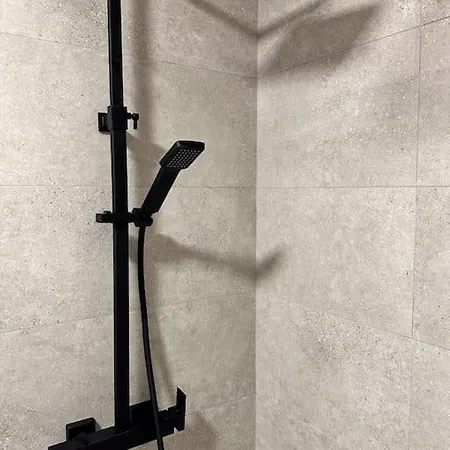 アパート Ybh 1 *